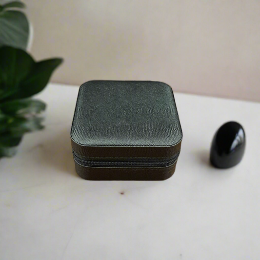 Leather jewellery box