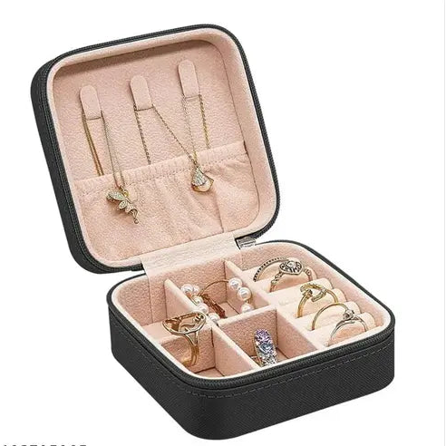 Leather jewellery box