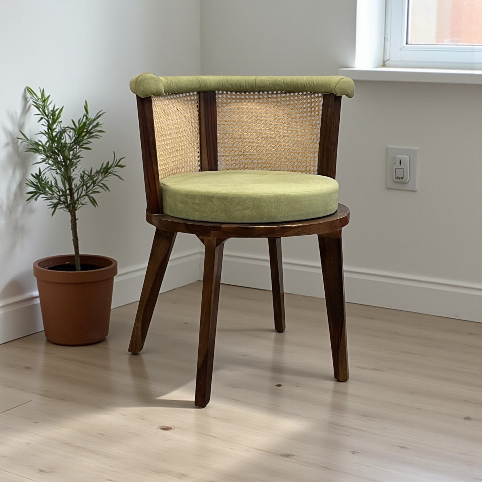 Pista Green Rattan Chair
