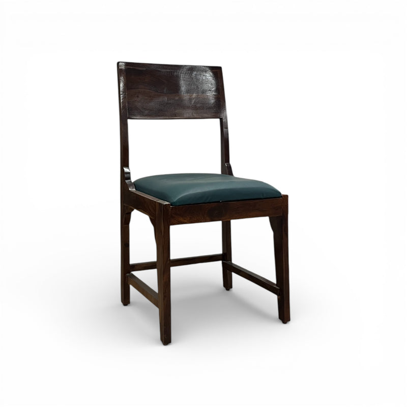 Simple Green Chair