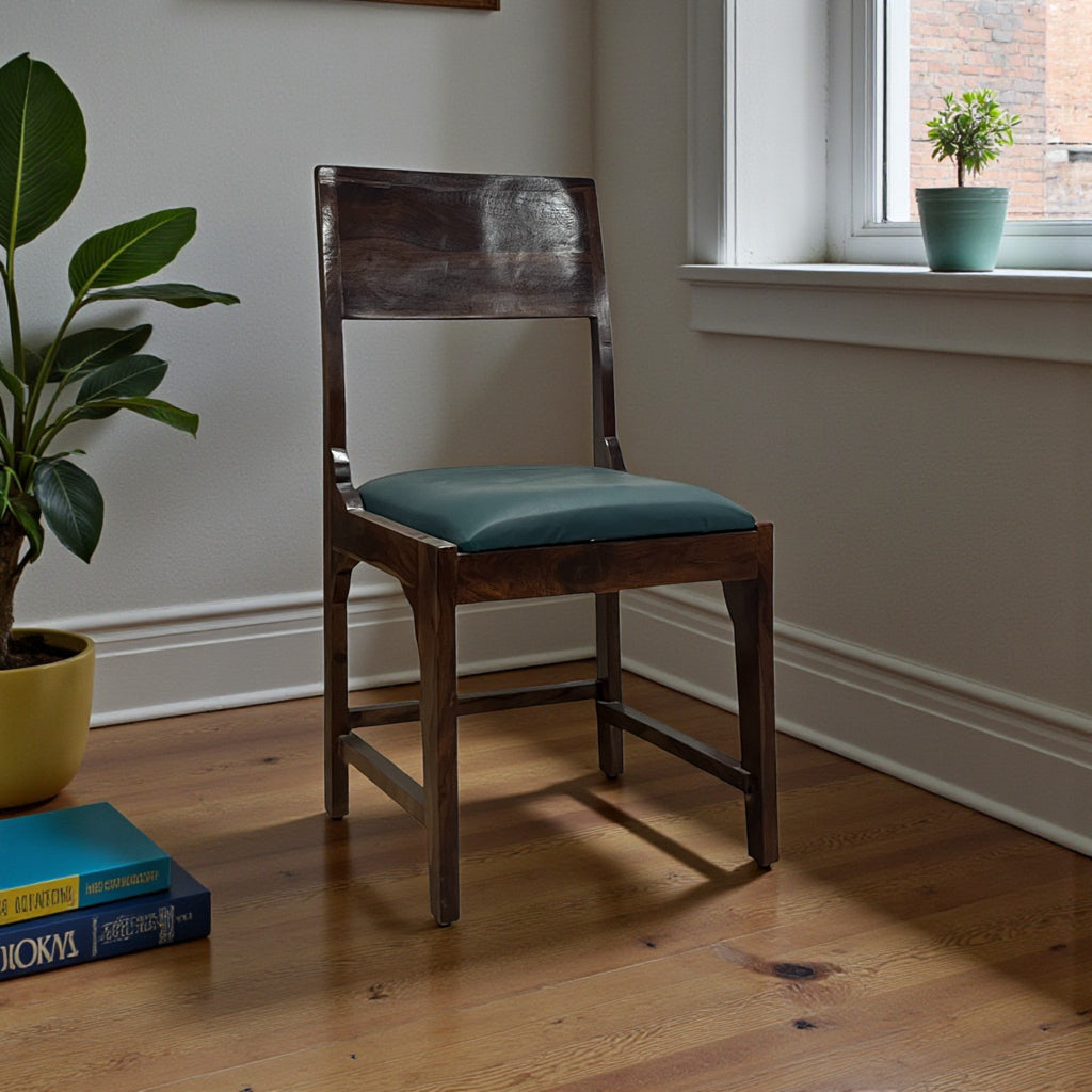 Simple Green Chair