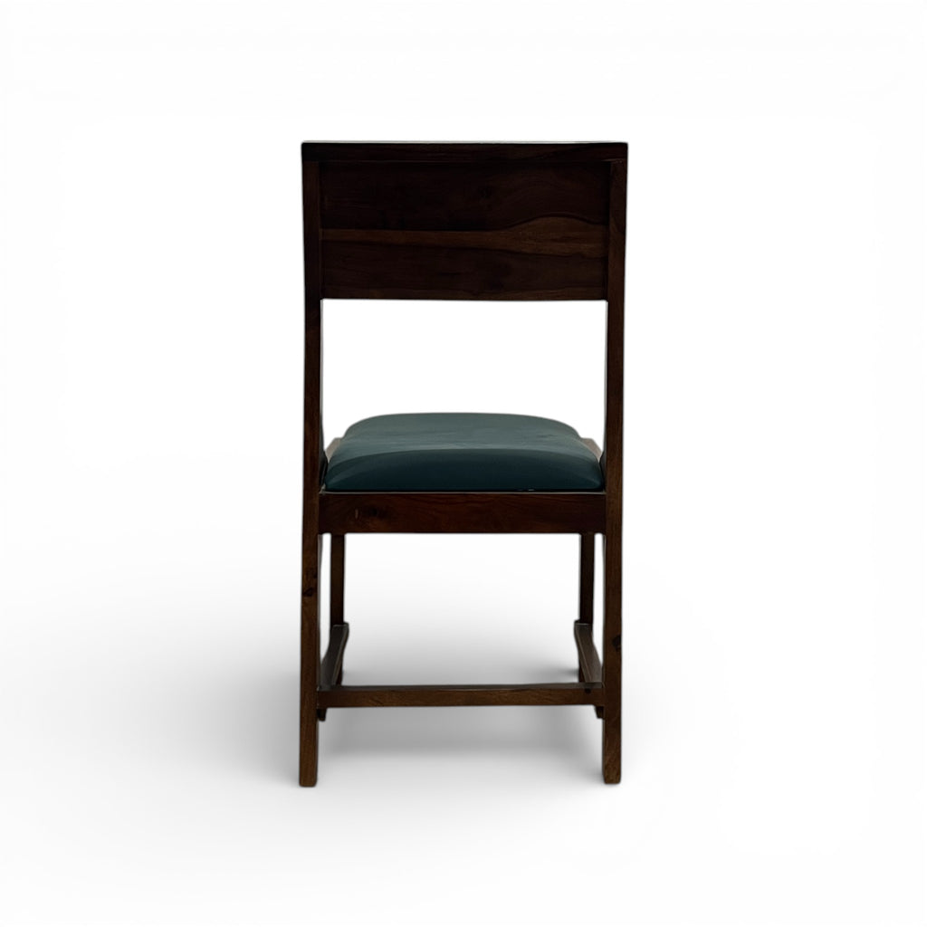 Simple Green Chair