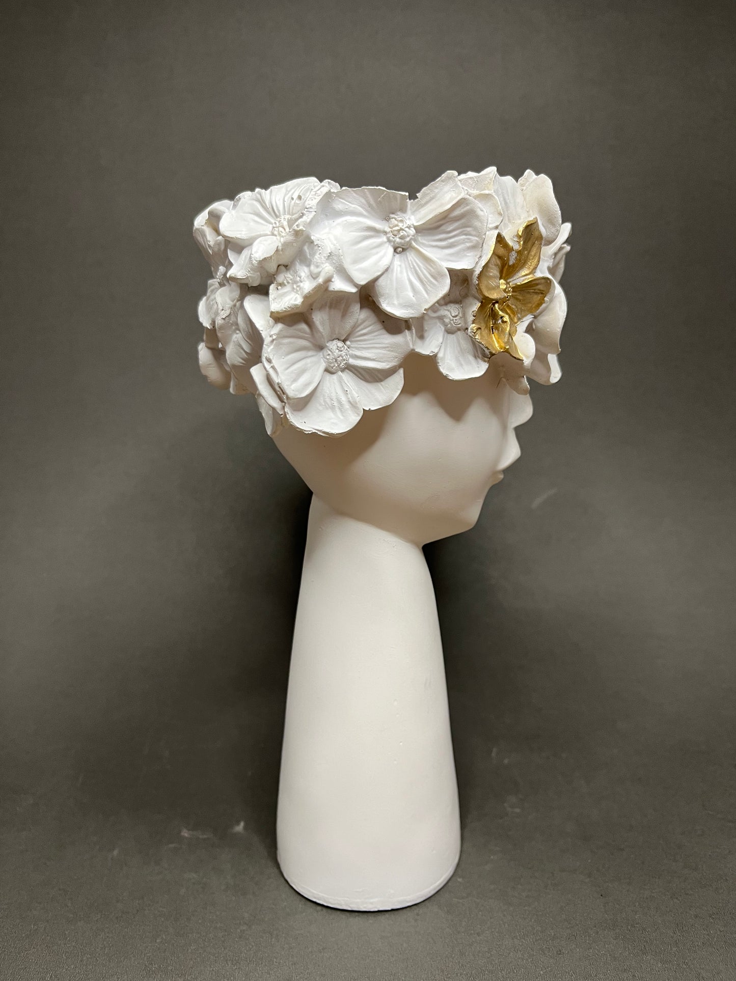 White Floral Crown Face Vase