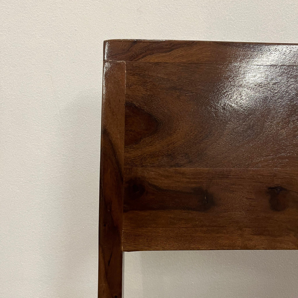 Simple Green Chair