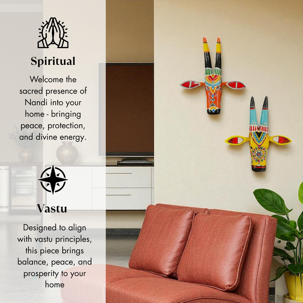 Hand-Painted Wooden Cow Head Wall Decor (Set of 2)